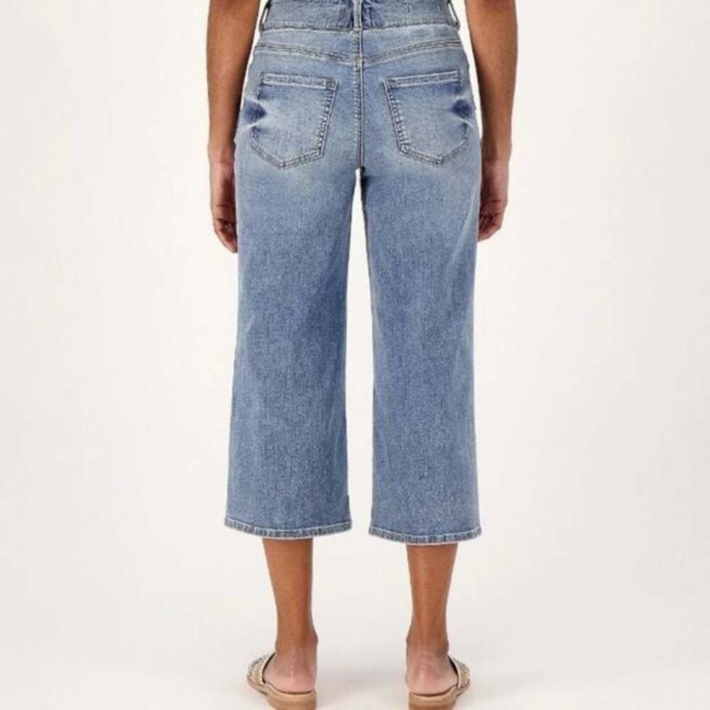 NYDJ HR Major Wide Leg Capri “Fantasy” Jeans Womes 16P Wash Blue Retro - 0010 - Picture 2 of 11